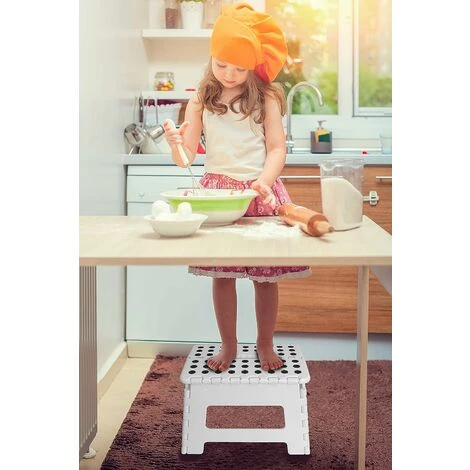 Marchepied Pliable Pour Enfants - 11 Pouces De Large Et 8 Pouces De Haut - Peut Supporter Jusqu'à 300 Livres Tabouret Bas En Plastique Pliant Renforcé Épaissi Ménage Tabouret Pliant En Plastique Lége 5 Marchepied Pliable Pour Enfants - 11 Pouces De Large Et 8 Pouces De Haut - Peut Supporter Jusqu'à 300 Livres Tabouret Bas En Plastique Pliant Renforcé Épaissi Ménage Tabouret Pliant En Plastique Lége – Image 3