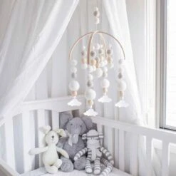 Lévrier Mobile De Berceau De Bébé, Jouet De Hochet Fait De Boule De Feutre Et De Bambou, Cloche Suspendue De Pépinière De Nouveau-né, Cadeau D'ornement En Bois -ATMOSPHERA || Songmics Soldes Boutique 97632119 4